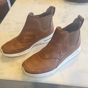 Nike Brown Athletic Shoes